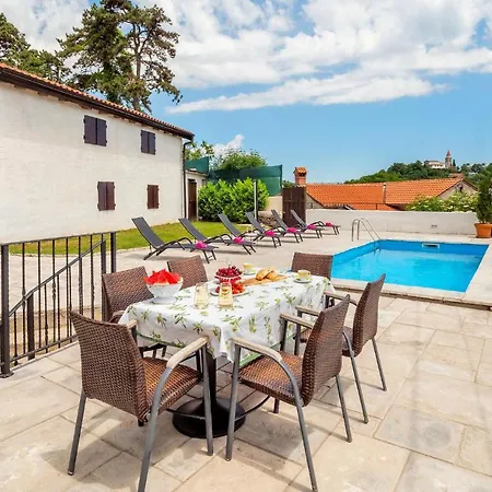 Holiday home Amazing In *